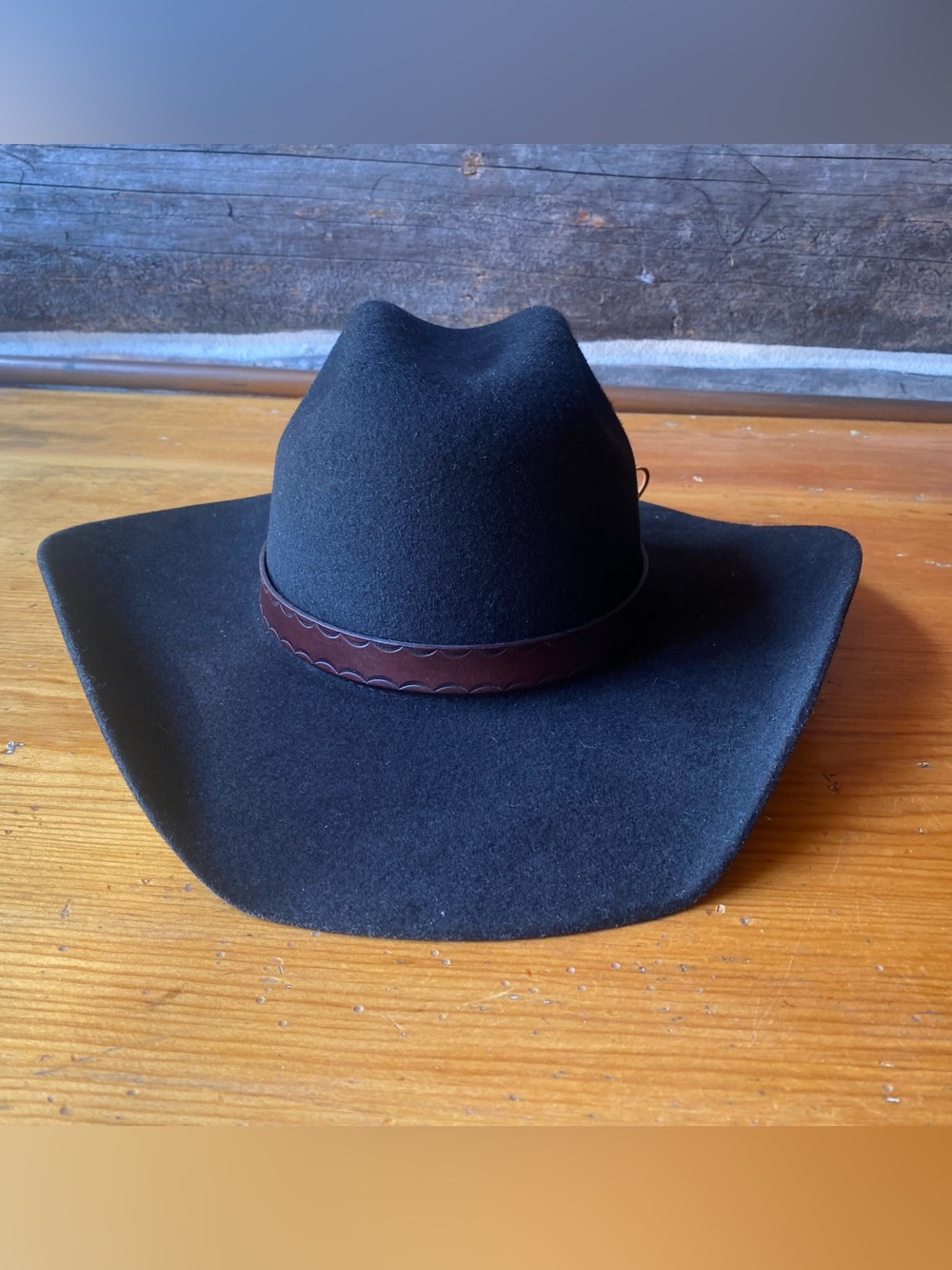 Justin Boots Dixon Black Felt Cowboy Hat with Custom Leather Hatband 6 7/8
